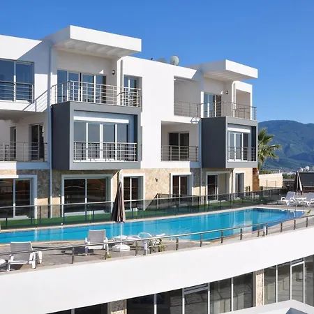 1 Apart At Kusadasi Village Apartmán