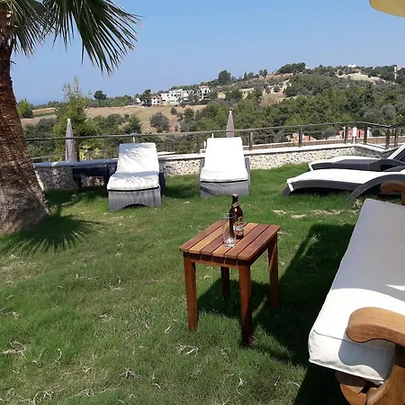1 Apart At Kusadasi Village *